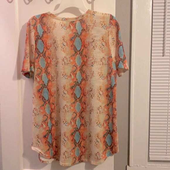 Boutique Bibi woven top like new! - Picture 4 of 4